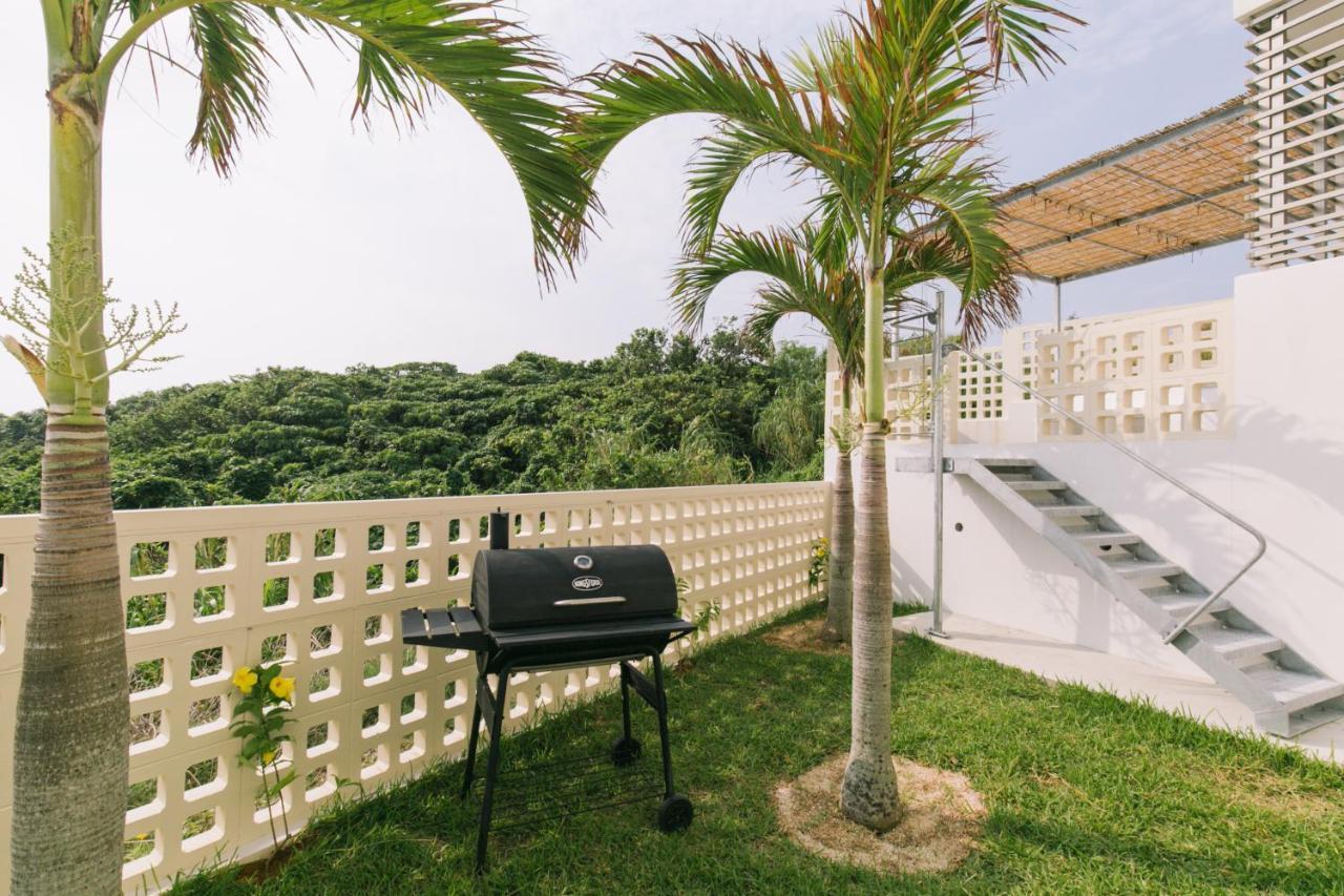Hideout Okinawa Uruma Exteriér fotografie